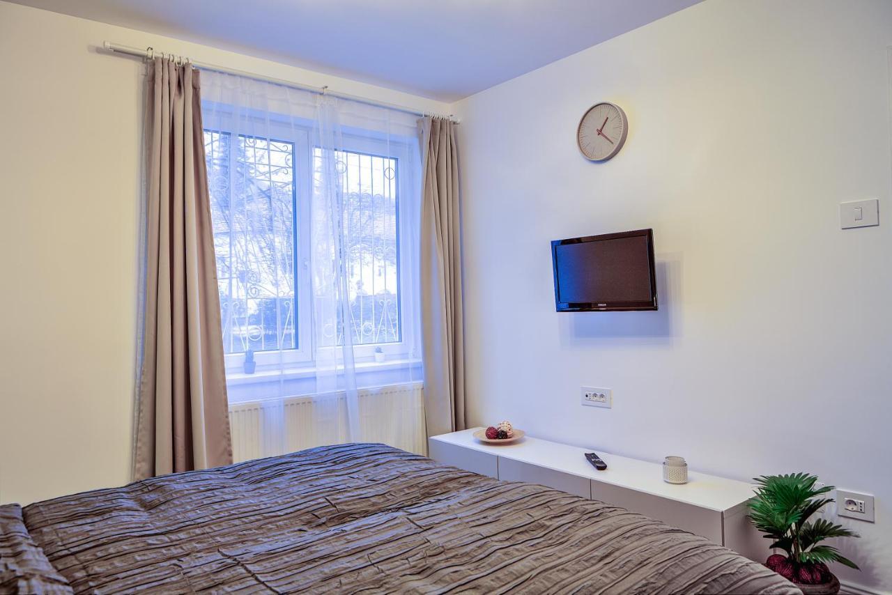 5 Min To Everything-Stylish-Modern-Old City Center Braşov Extérieur photo