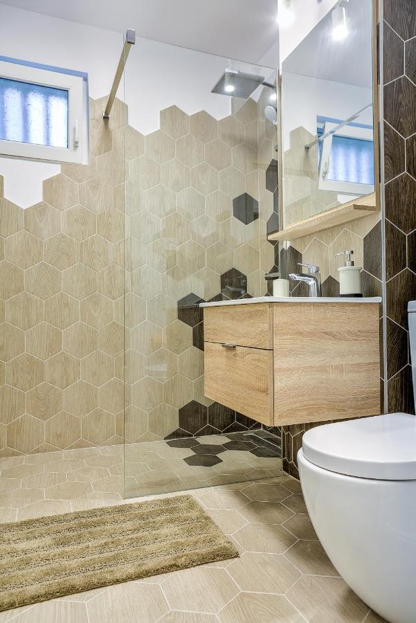 5 Min To Everything-Stylish-Modern-Old City Center Braşov Extérieur photo